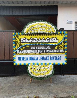 Papan Bunga Duka di Kuta Malaka
