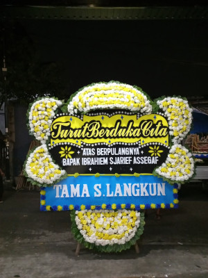 Papan Bunga Duka di Kuta Malaka